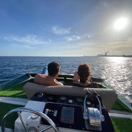 Barco Muy Romantico Con Parking! سان أدريان دي بيزوس المظهر الخارجي الصورة