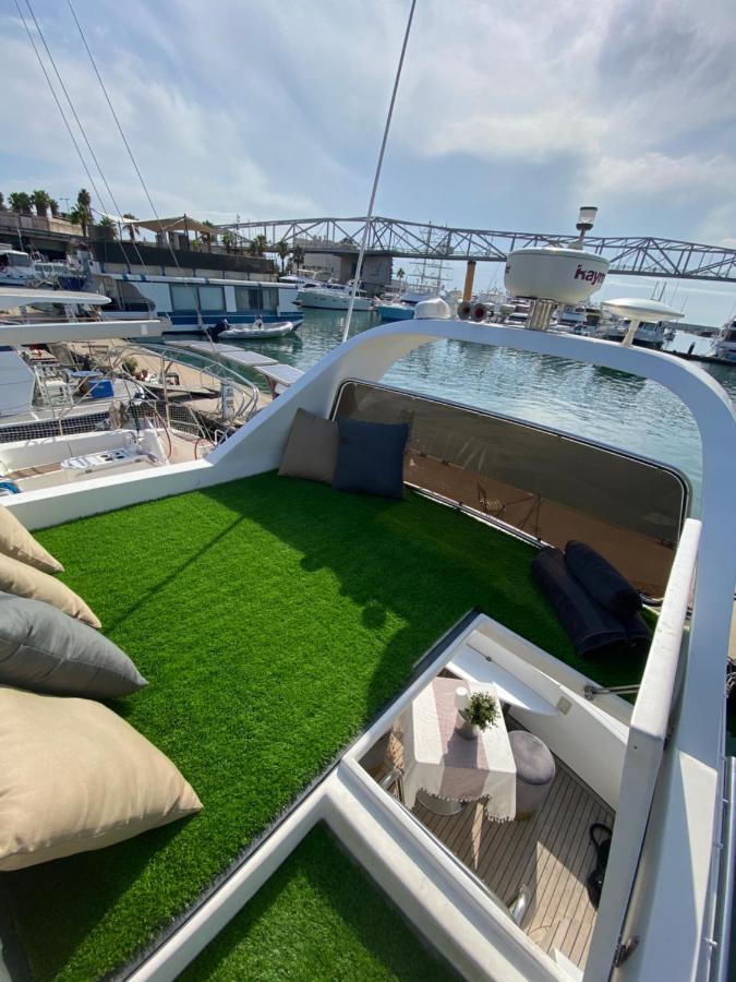 Barco Muy Romantico Con Parking! سان أدريان دي بيزوس المظهر الخارجي الصورة