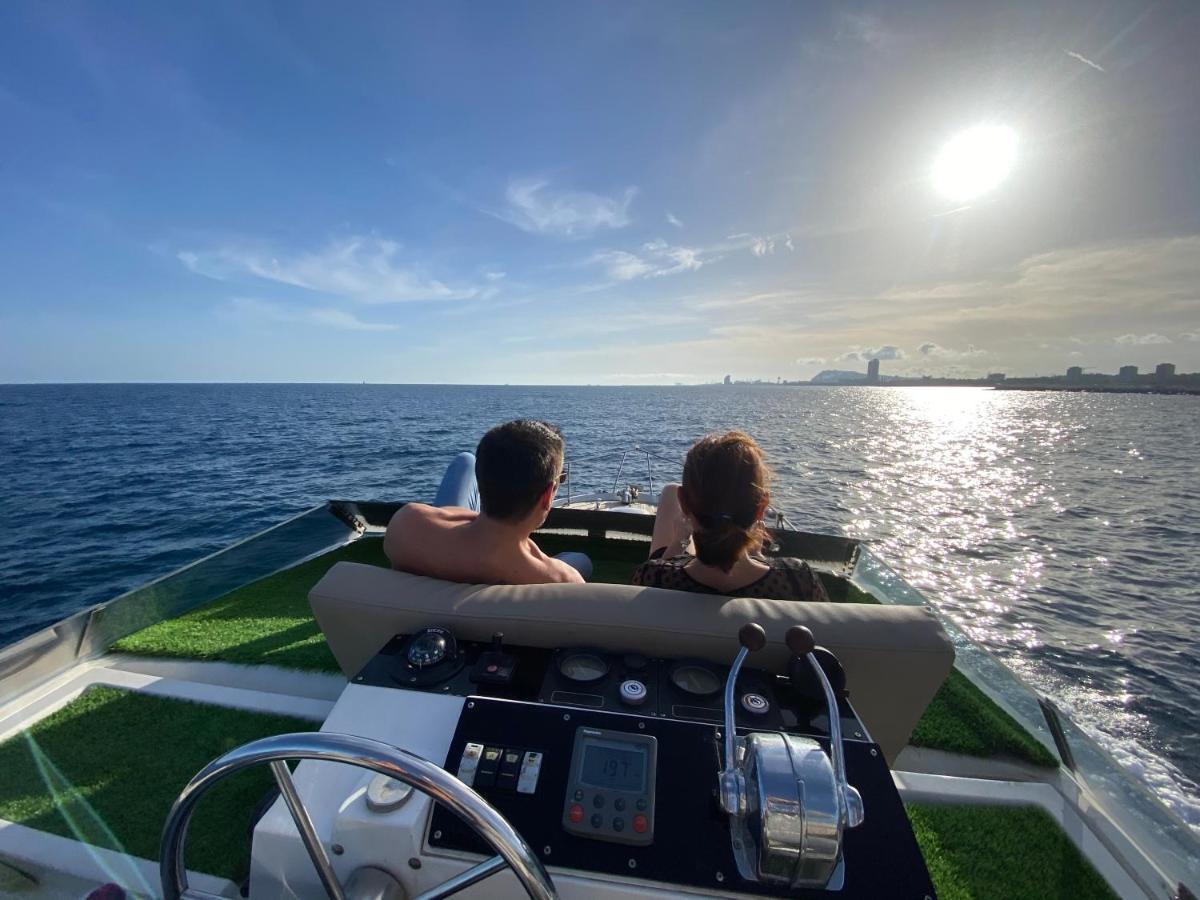 Barco Muy Romantico Con Parking! سان أدريان دي بيزوس المظهر الخارجي الصورة